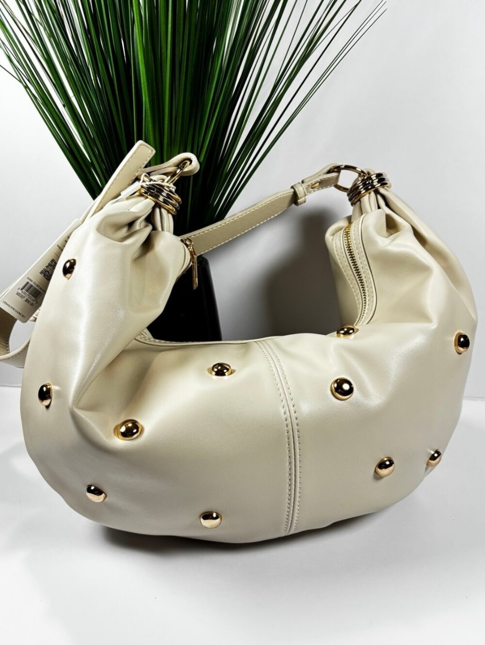 NEW URBAN EXPRESSION women's Bianca Hobo bag in Cream